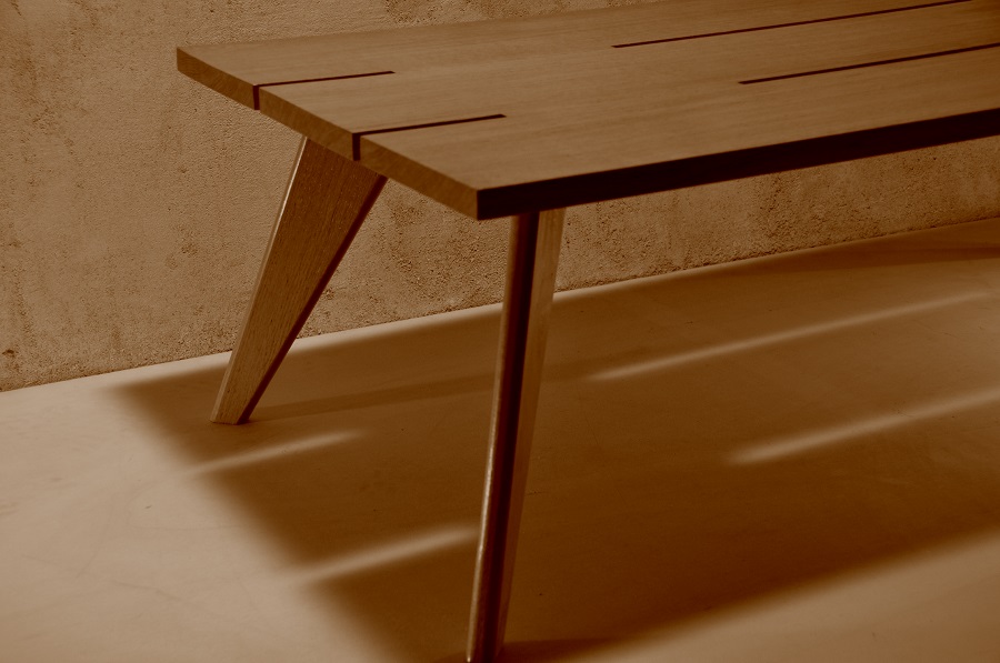 Table basse Arawmat design en chêne clair