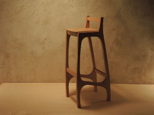 Tabouret de comptoir en hêtre avec dossier